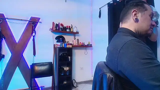 boy n girl online show from December 2024 10:34:01 PM