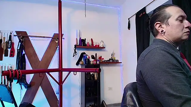 boy n girl online show from February 2025 08:39:02 AM