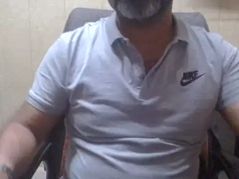 hairymaster95 online show from February 2025 07:00:02 AM