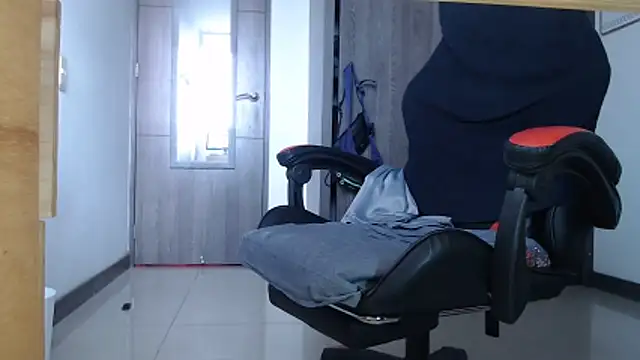 ErosFindomKing online show from April 2026 08:06:01 PM