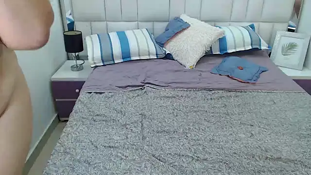 Kerly Doll online show from March 2025 08:08:01 PM