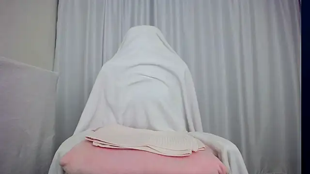 faceless  online show from September 2025 08:06:02 AM