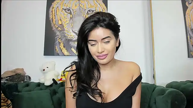 AnnaKarin online show from February 2025 07:41:01 PM