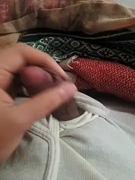 Ummfuss1 online show from January 2025 01:24:01 PM