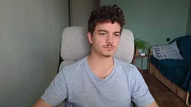 Remy Miles online show from October 2025 07:09:01 AM