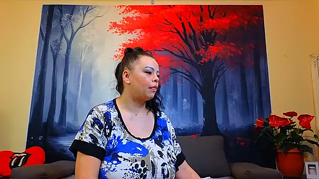 Snapshot of ElizabethEven chatting on February 2025 05:13:02 AM ElizabethEven online show from February 2025 05:13:02 AM