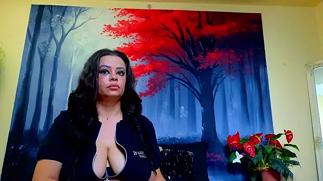 Snapshot of ElizabethEven chatting on November 2025 10:43:02 PM ElizabethEven online show from November 2025 10:43:02 PM