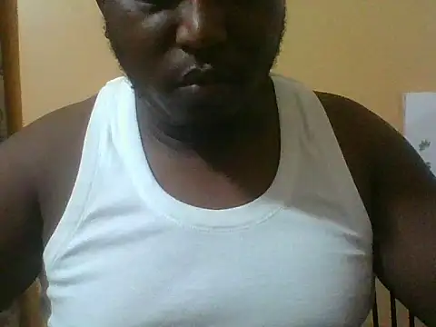 Snapshot of honeyswit chatting on December 2025 09:32:01 PM honeyswit online show from December 2025 09:32:01 PM