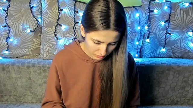 MaggieCake online show from December 2024 01:36:02 AM