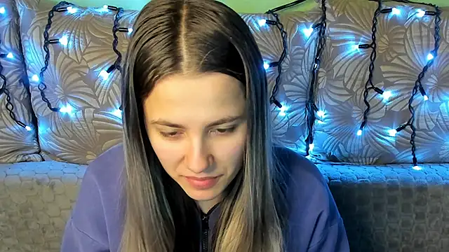 MaggieCake online show from February 2026 05:33:02 AM