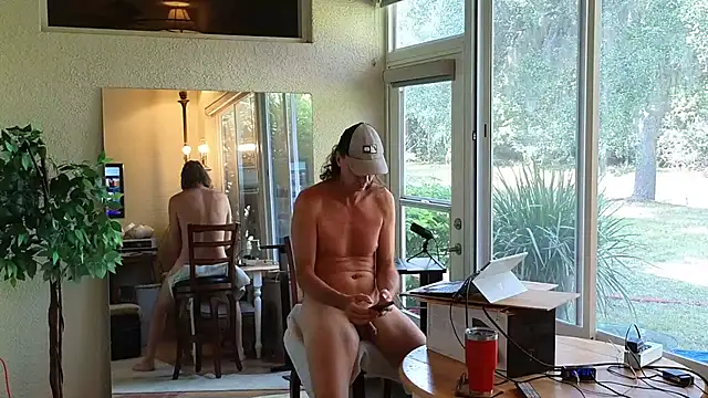 eliberator1777 online show from November 2025 07:01:02 PM