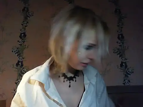 WildMissNiks online show from April 2026 06:46:01 AM