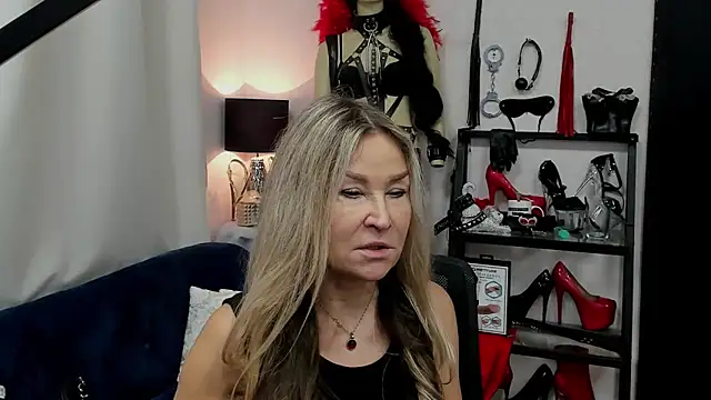 crystaLUX online show from January 2025 06:30:02 AM