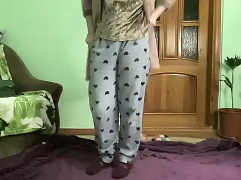 AngelTough20 online show from October 2025 10:20:02 PM