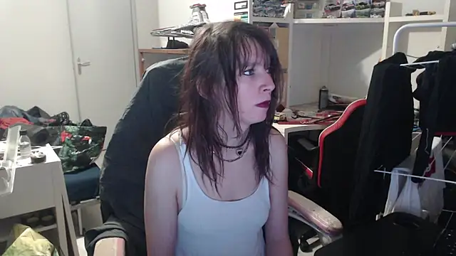 Snapshot of missthon0 chatting on March 2026 11:39:02 AM missthon0 online show from March 2026 11:39:02 AM