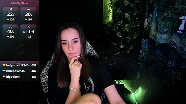 Snapshot of Selbi_Paine chatting on March 2025 02:40:02 AM Selbi Paine online show from March 2025 02:40:02 AM