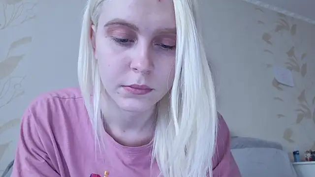 Evelyn rabbit online show from March 2025 09:56:01 AM