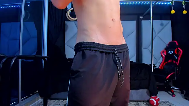 Snapshot of Aydenmiller96 chatting on November 2025 02:40:02 PM Aydenmiller96 online show from November 2025 02:40:02 PM