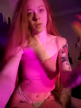 LucidLucy online show from January 2025 11:32:02 AM