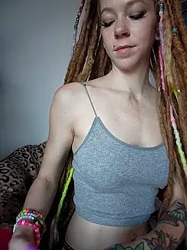 LucidLucy online show from September 2025 12:40:02 PM