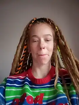 LucidLucy online show from October 2025 01:01:02 PM