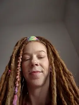 LucidLucy online show from March 2026 02:13:01 PM