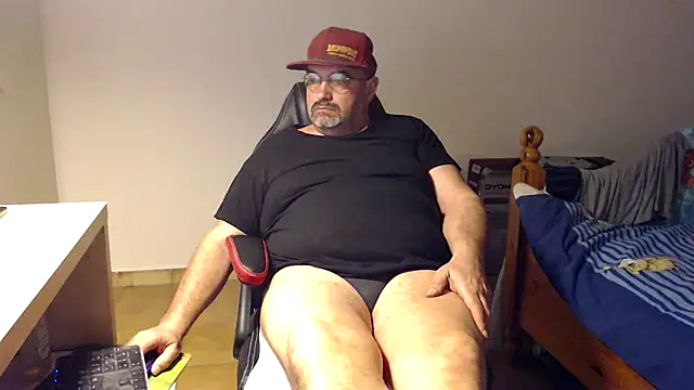 Snapshot of fraboys chatting on March 2026 11:55:02 PM fraboys online show from March 2026 11:55:02 PM