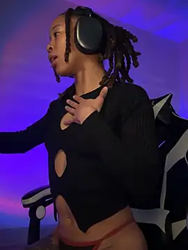 thebrattygoddess online show from January 2025 02:43:01 PM