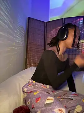 thebrattygoddess online show from January 2025 10:53:02 AM