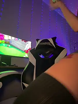 thebrattygoddess online show from March 2025 11:57:02 PM