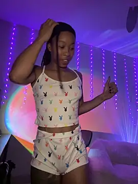 thebrattygoddess online show from September 2025 11:32:02 AM