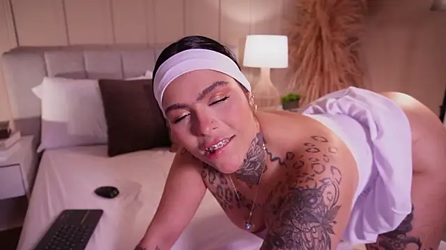 Snapshot of curvyliciousss chatting on March 2026 05:31:02 PM curvyliciousss online show from March 2026 05:31:02 PM