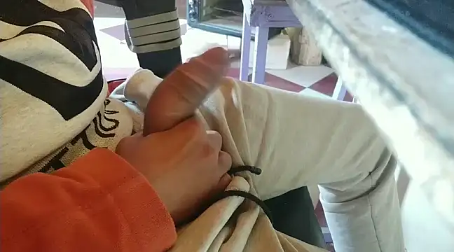 growing20yo online show from December 2024 12:24:01 PM