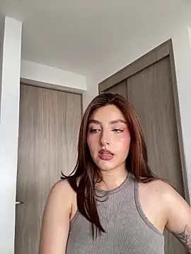 Snapshot of Anavi_ chatting on April 2026 09:28:02 PM Anavi online show from April 2026 09:28:02 PM