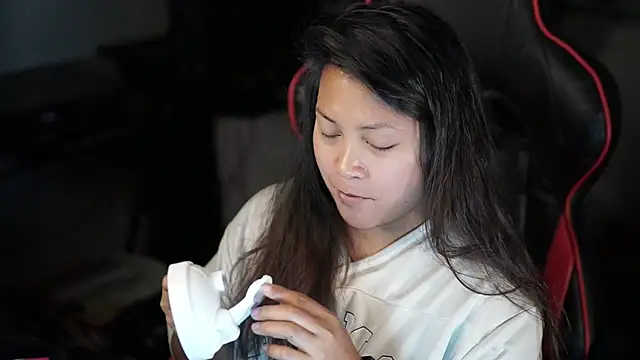 Bubbleliyah online show from December 2024 11:28:01 AM