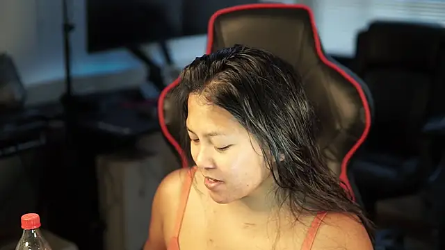 Bubbleliyah online show from January 2025 04:27:01 PM