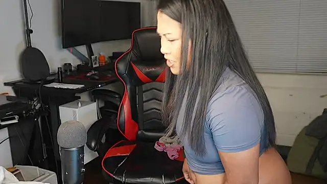 Bubbleliyah online show from September 2025 02:44:02 AM