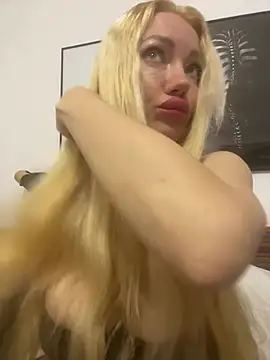 Snapshot of SofiaJoy chatting on February 2026 03:01:01 PM SofiaJoy online show from February 2026 03:01:01 PM