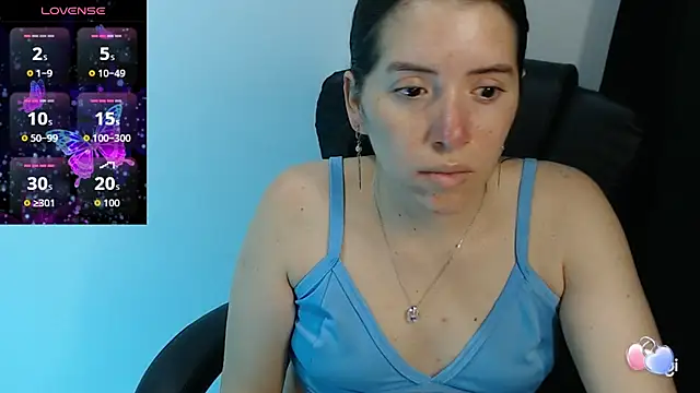 spicey latina online show from September 2025 01:09:01 AM