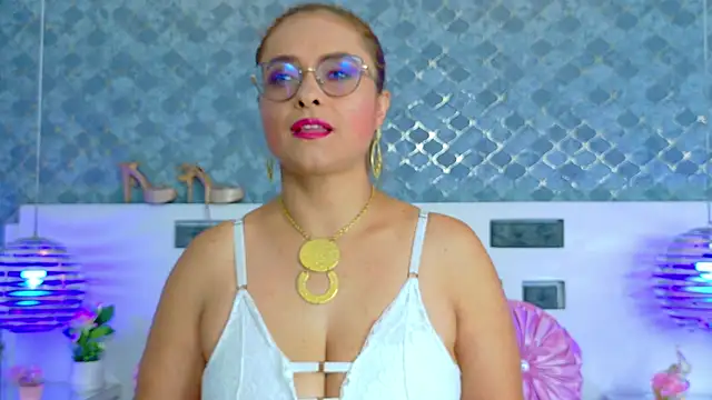 MarilynVega1 online show from September 2025 08:53:02 PM