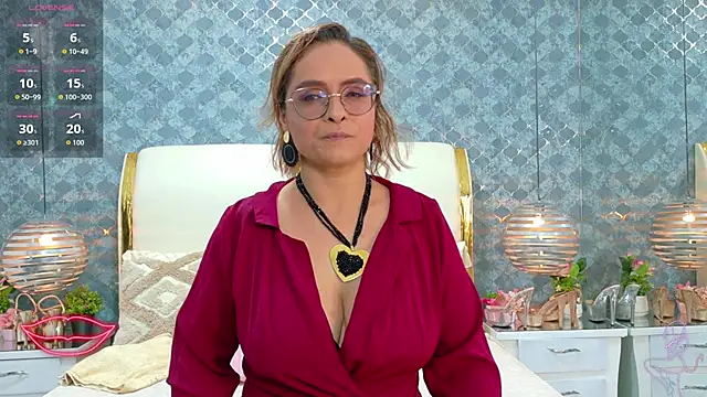 MarilynVega1 online show from November 2025 09:04:01 PM