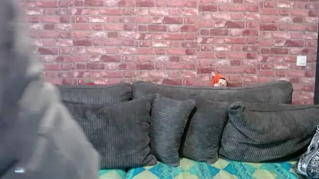 Adelewildx online show from December 2024 11:18:02 AM