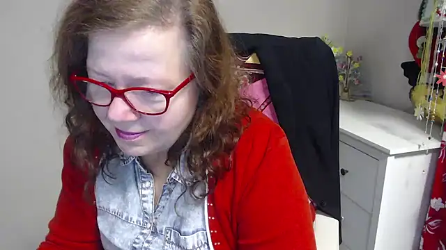 Adelewildx online show from February 2025 04:23:01 AM