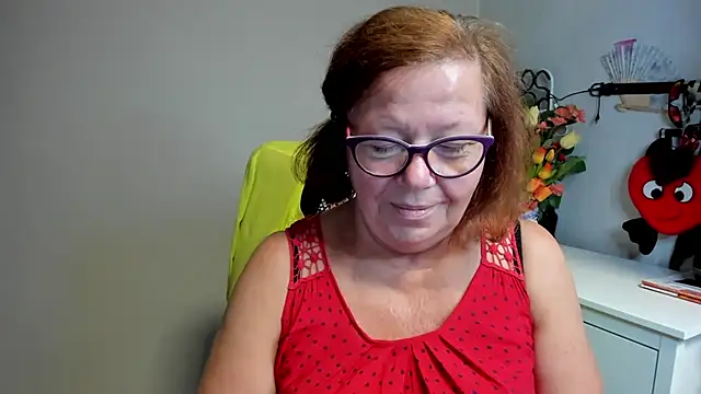 Snapshot of Adelewildx chatting on June 2026 01:54:02 AM Adelewildx online show from June 2026 01:54:02 AM