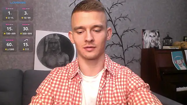 Marvelboy  online show from December 2024 12:38:02 PM