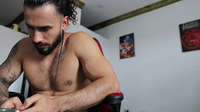 Snapshot of Baky_sexy chatting on January 2025 06:31:01 PM Baky sexy online show from January 2025 06:31:01 PM