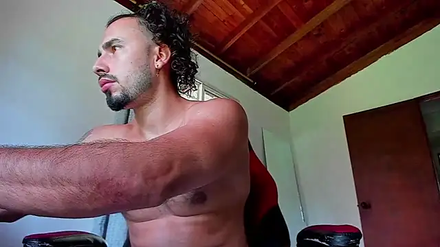 Snapshot of Baky_sexy chatting on October 2025 04:30:02 PM Baky sexy online show from October 2025 04:30:02 PM