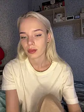 Snapshot of SIMBA_BOS chatting on December 2025 02:31:02 AM SIMBA BOS online show from December 2025 02:31:02 AM