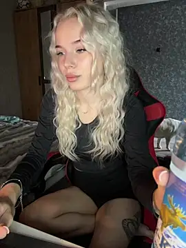 Snapshot of SIMBA_BOS chatting on March 2026 02:28:02 AM SIMBA BOS online show from March 2026 02:28:02 AM