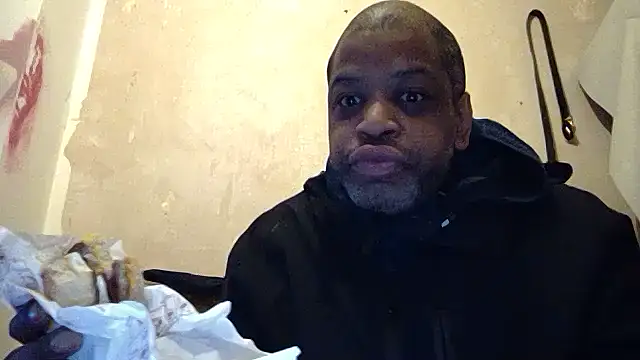 alfiebrown007 online show from March 2025 06:42:02 AM